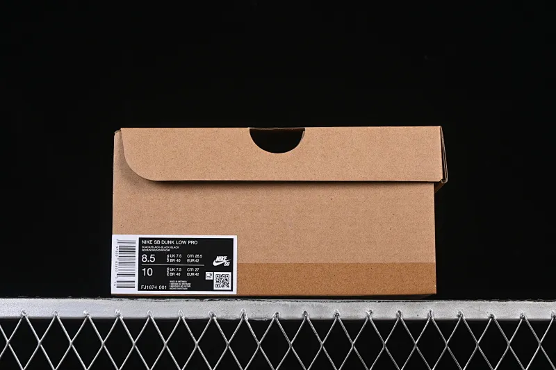 All categories Nk SB Dunk series Nk SB Dunk Low low-top sneakers Nike SB Dunk Low Pro ISO Black Warrior low-top casual skateboard shoes FJ1674-001